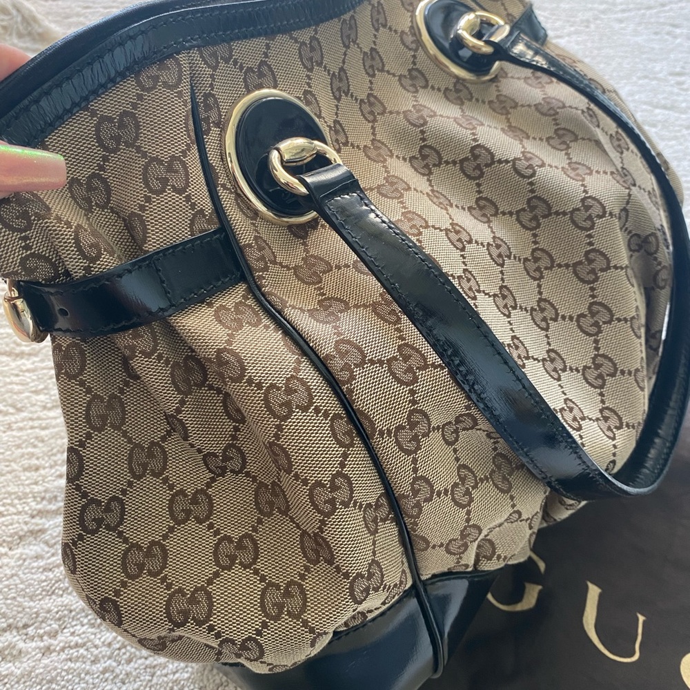 Authentic GUCCI GG Canvas Full Moon Tote Bag - Picture 4 of 11